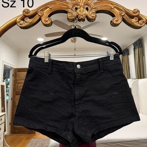 Universal Thread Women's Dark Jean Shorts